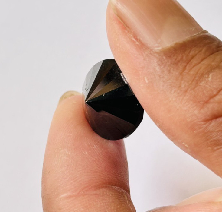 13CT Natural Black Diamond: Round Brilliant Cut Rare Diamond (14.02×9.05mm)
