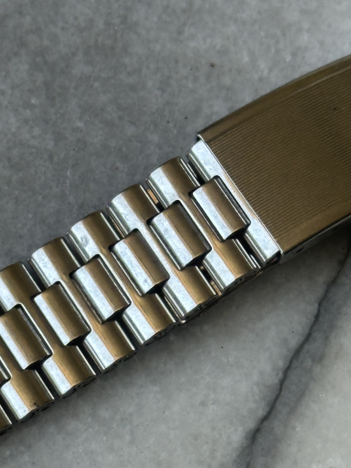 Bracelet de montre vintage en acier inoxydable de style jubilé