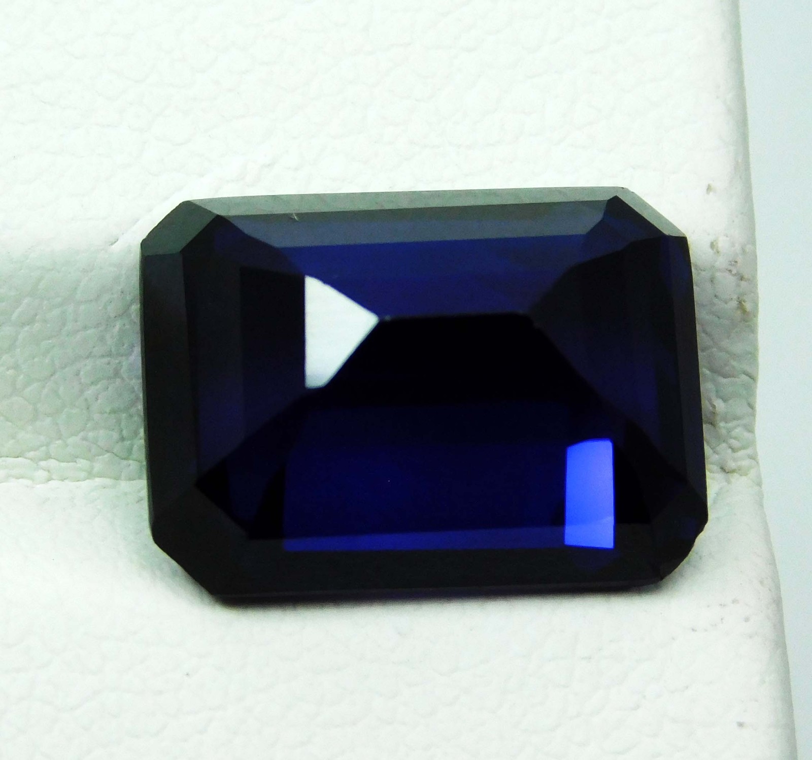 Natural Purple Blue Tanzanite 10.45 Ct AAA Emerald Cut Certified Faceted Gems