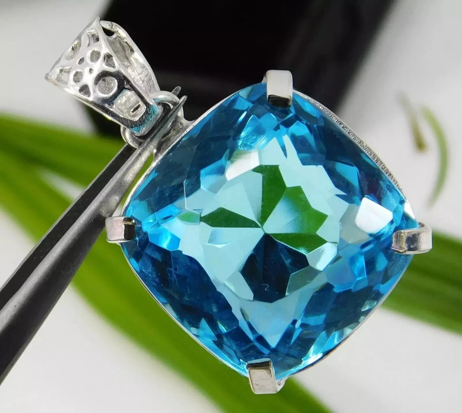 96 Ct+ Certified Natural Blue Topaz 925 Solid Silver Pendant Loose Gemstone