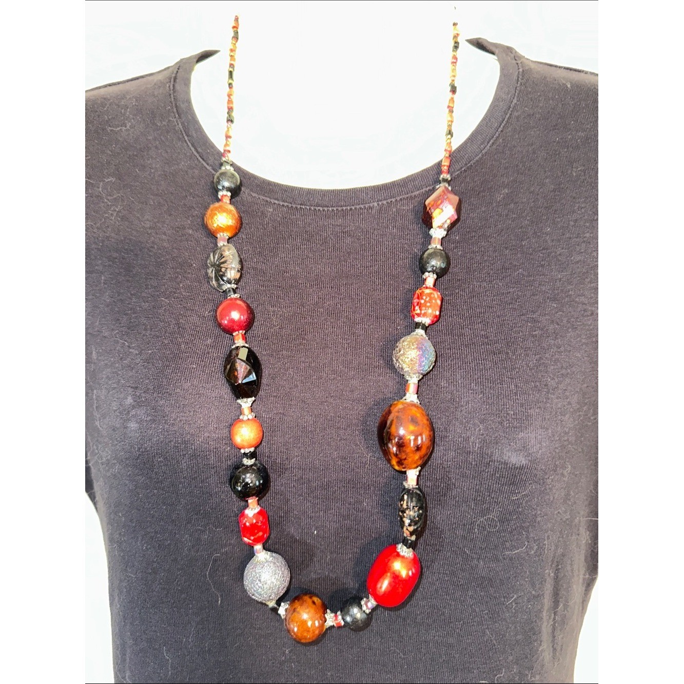Chunk Boho Multicolor Bead Necklace in Red & Black