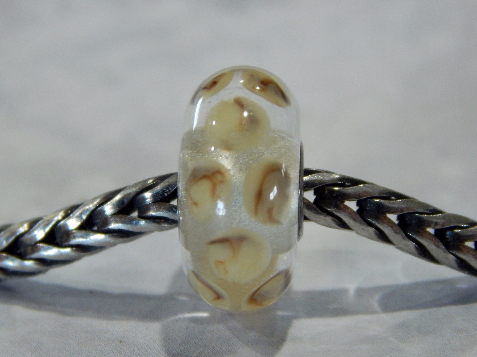 TROLLBEADS Fur Dot BEAD #1 RARE & RETIRED 2008 MUSEUM BEAD (ONE BEAD) NEW!