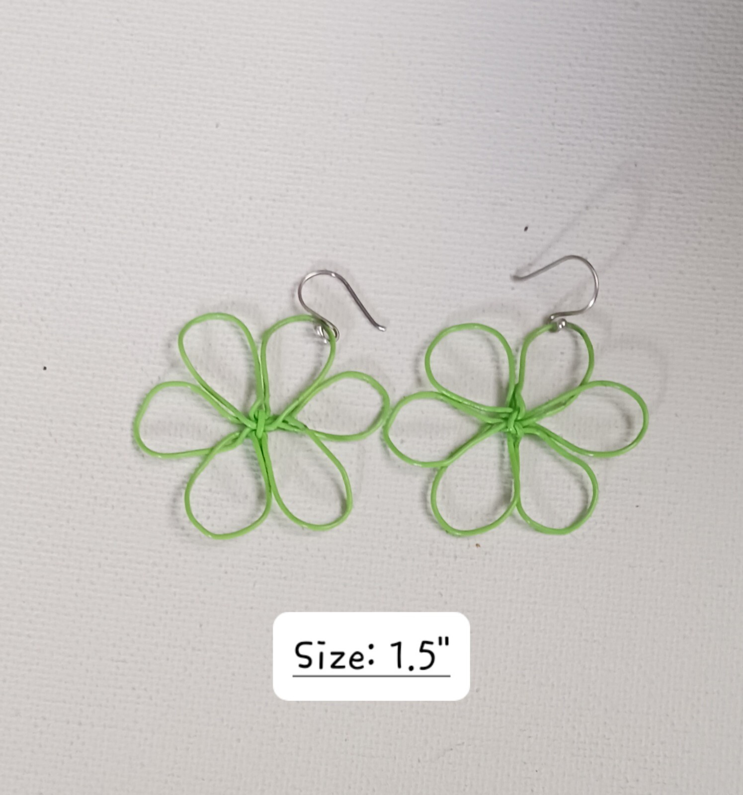 Wire Flower Earrings Lg 1.5″ Handmade Retro Style Daisy Green Vinyl Coated Wire