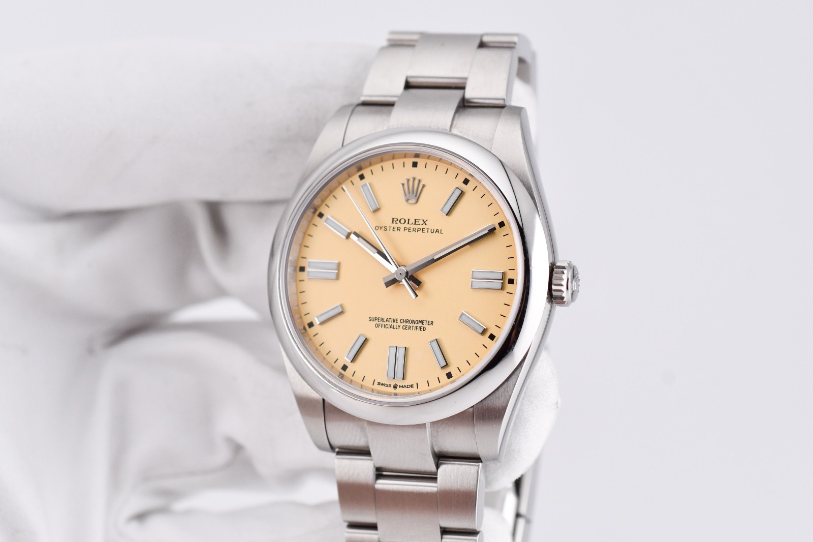 Rolex Oyster Perpetual 41mm Ref. 124300 Custom Beige Dial Box and Paper