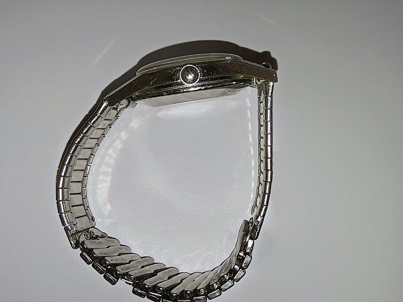 Vintage Waltham Self Winding 17 Jewels W/Red Second Hand 1950s