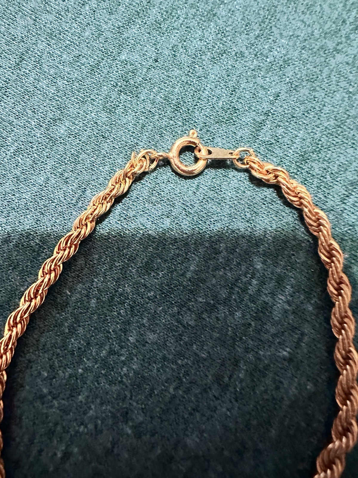 Gold Tone Metal Rope Chain Style Bracelet Round Links Spring Ring Clasp