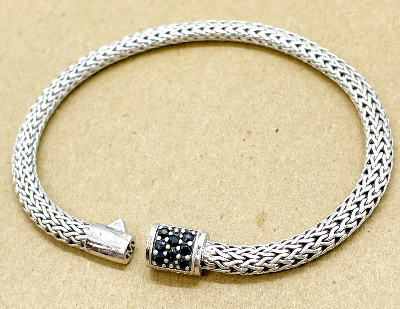 John Hardy Black Sapphire Woven Wheat Bracelet 5mm Sterling Silver Medium 7.25″