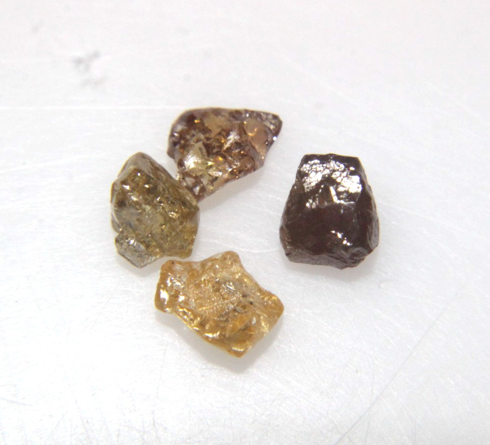 1.91CTS MULTI COLOR ROUGH DIAMOND LOT 4.93-5.94 MM