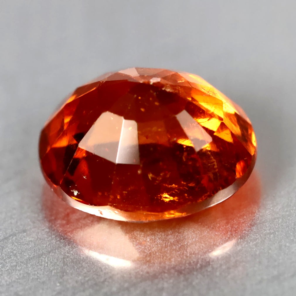 3.53 ct Oval (9.05 x 7.79 mm) Natural Mandarin Fanta Orange Spessartite Garnet