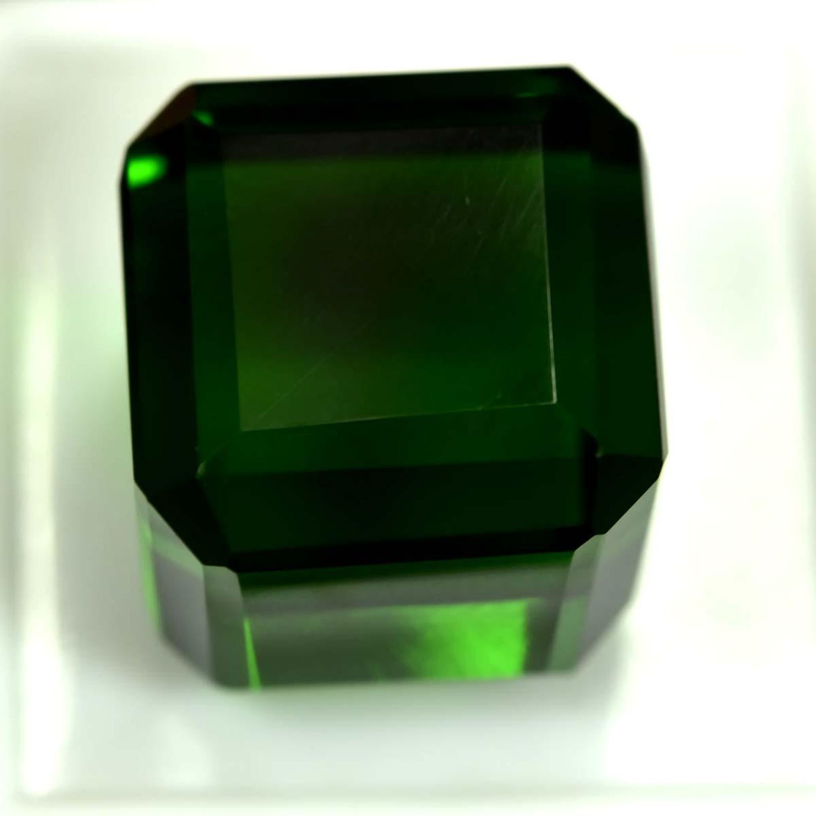 Green Emerald 100 Ct Colombian Huge Cube Cut Natural Certified Loose Gemstone