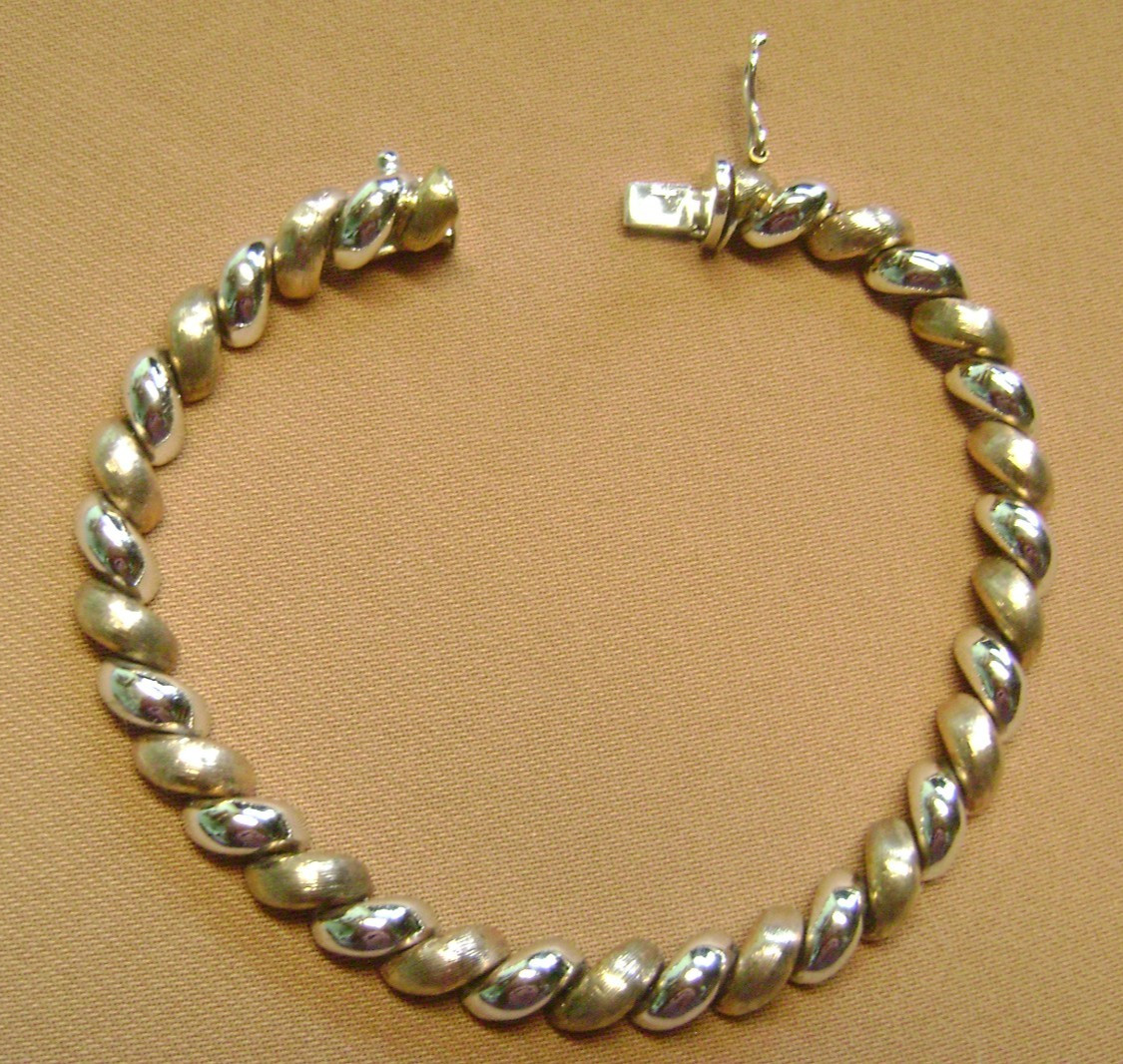 VINTAGE TWO TONE ITALIAN .925 GOLD OVER STERLING SILVER 13 GRAMS BRACELET
