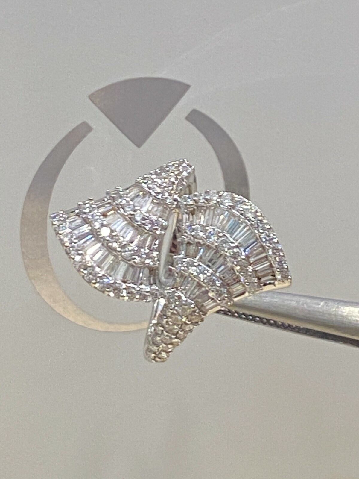 Pave 1.67 Cts Round Baguette Cut Diamonds Engagement Ring In 585 Solid 14K Gold