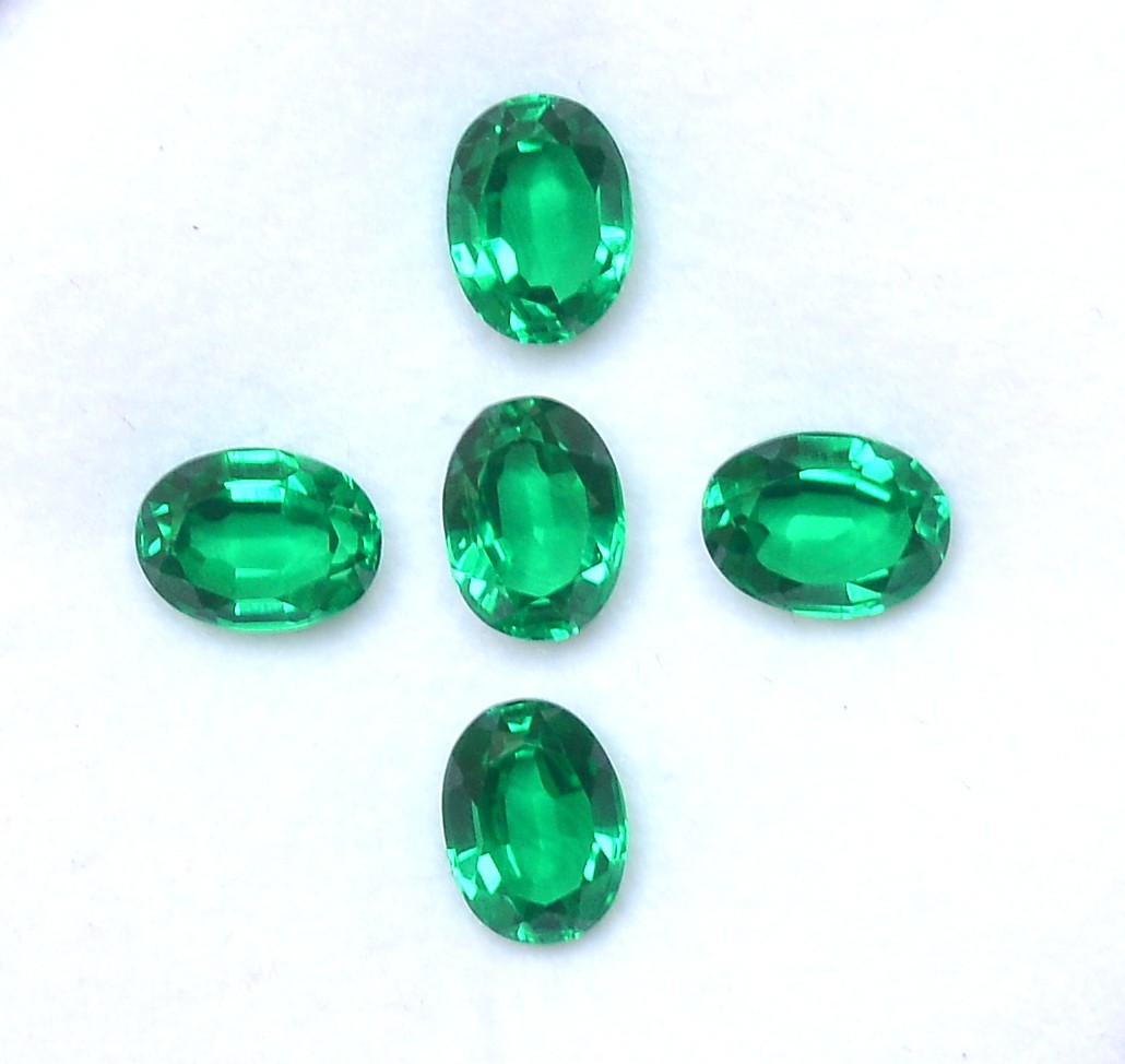 6×4 mm To 12×10 mm Emerald Color Lab Grown Oval Cut 01 Pcs Only Loose Gemstone