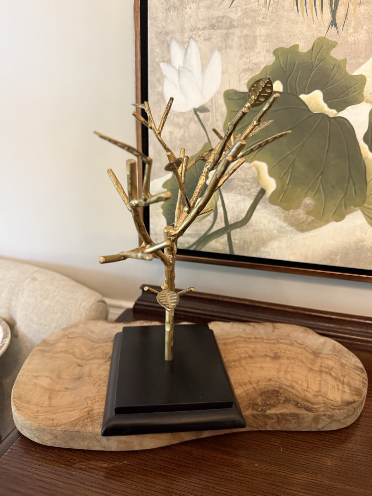 Gold Tone Metal Tree Stand Heavy Base Jewelry Organizer Home Decor 12x11x5”