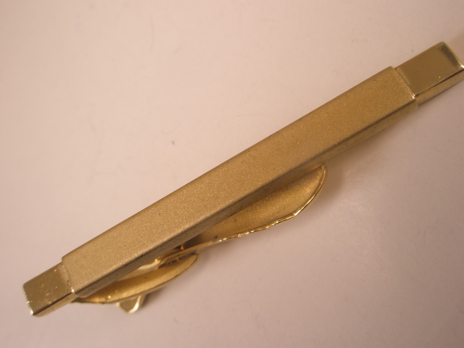 1-3/4″ Thin Design Gold Tone Vintage HICKOK USA Tie Bar Clip simple plain