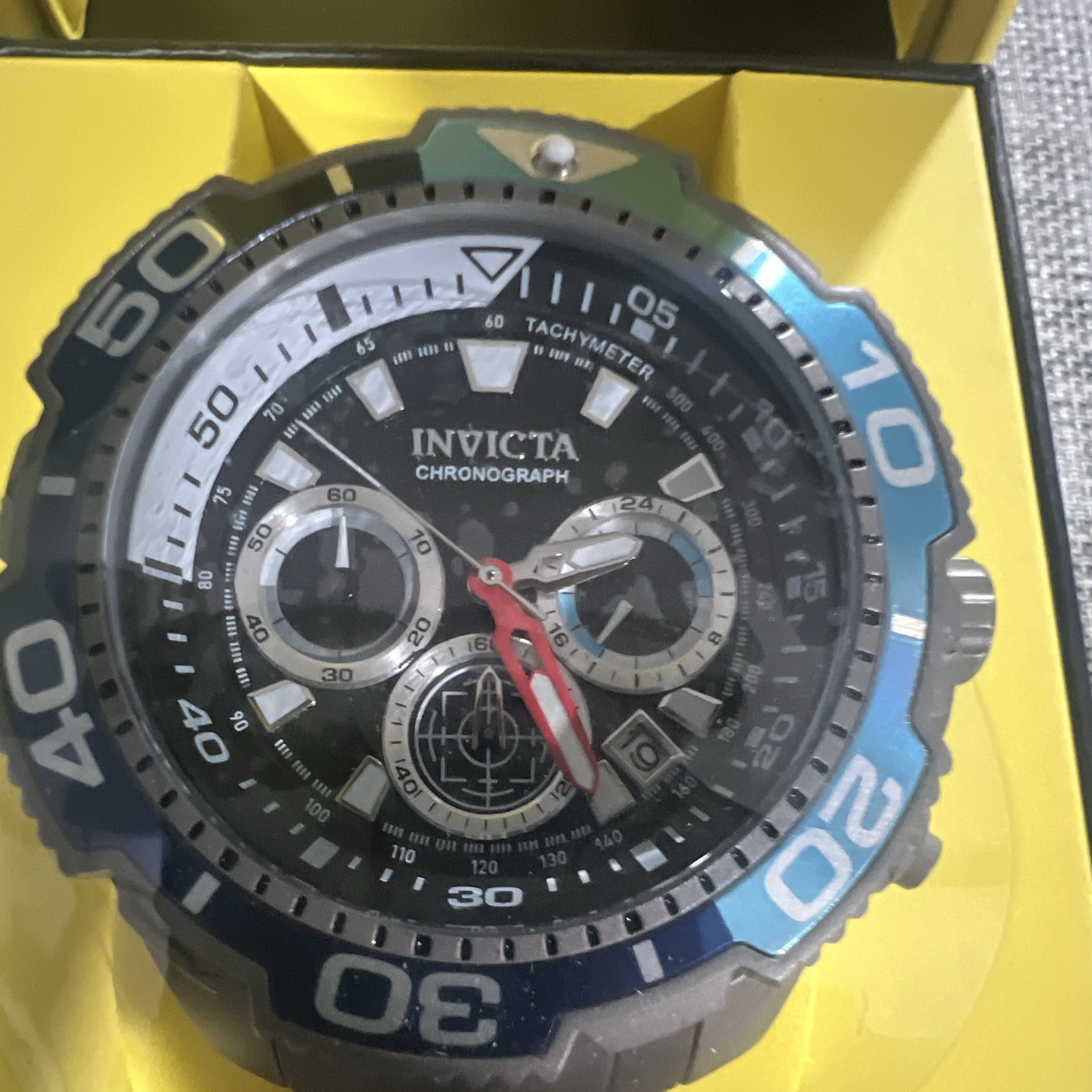 Invicta Chronograph Quartz Tachymeter Date Black Dial Blue/Black Bezel Box