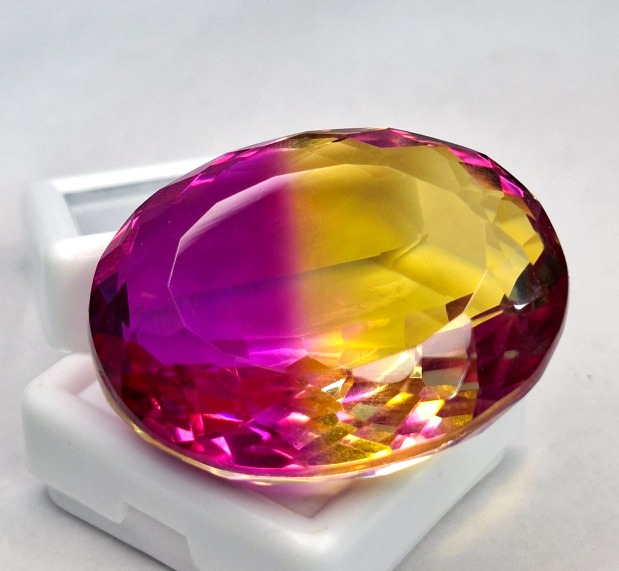 Bi-Colour Tourmaline Oval Cut 98-100 Ct Natural Certified Loose Gemstone GB092
