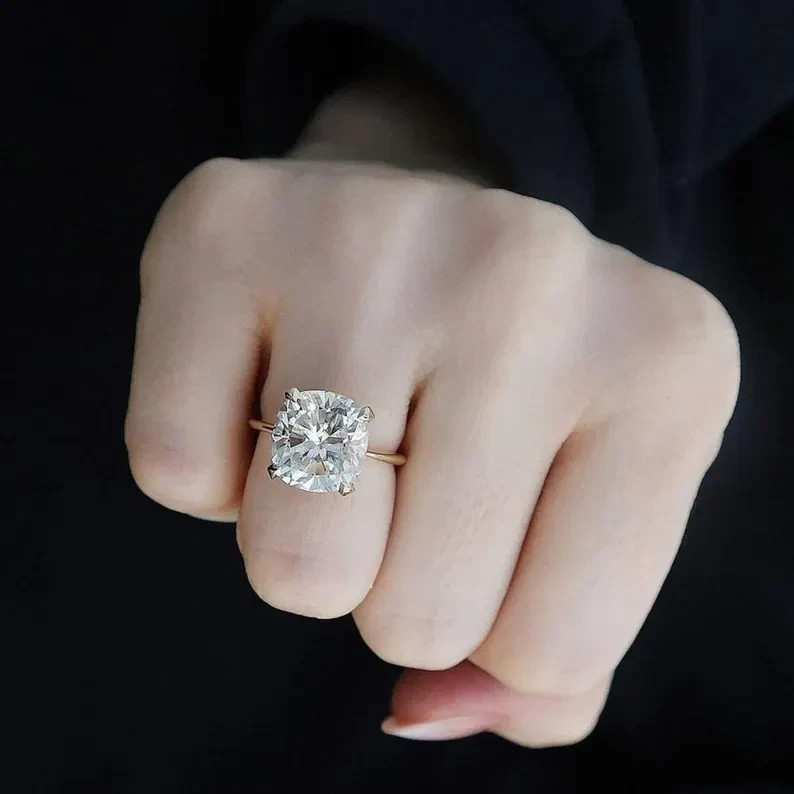5.0Ct Cushion-Cut VS1 Lab Grown Diamond Solitaire Engagement Ring 14K White Gold