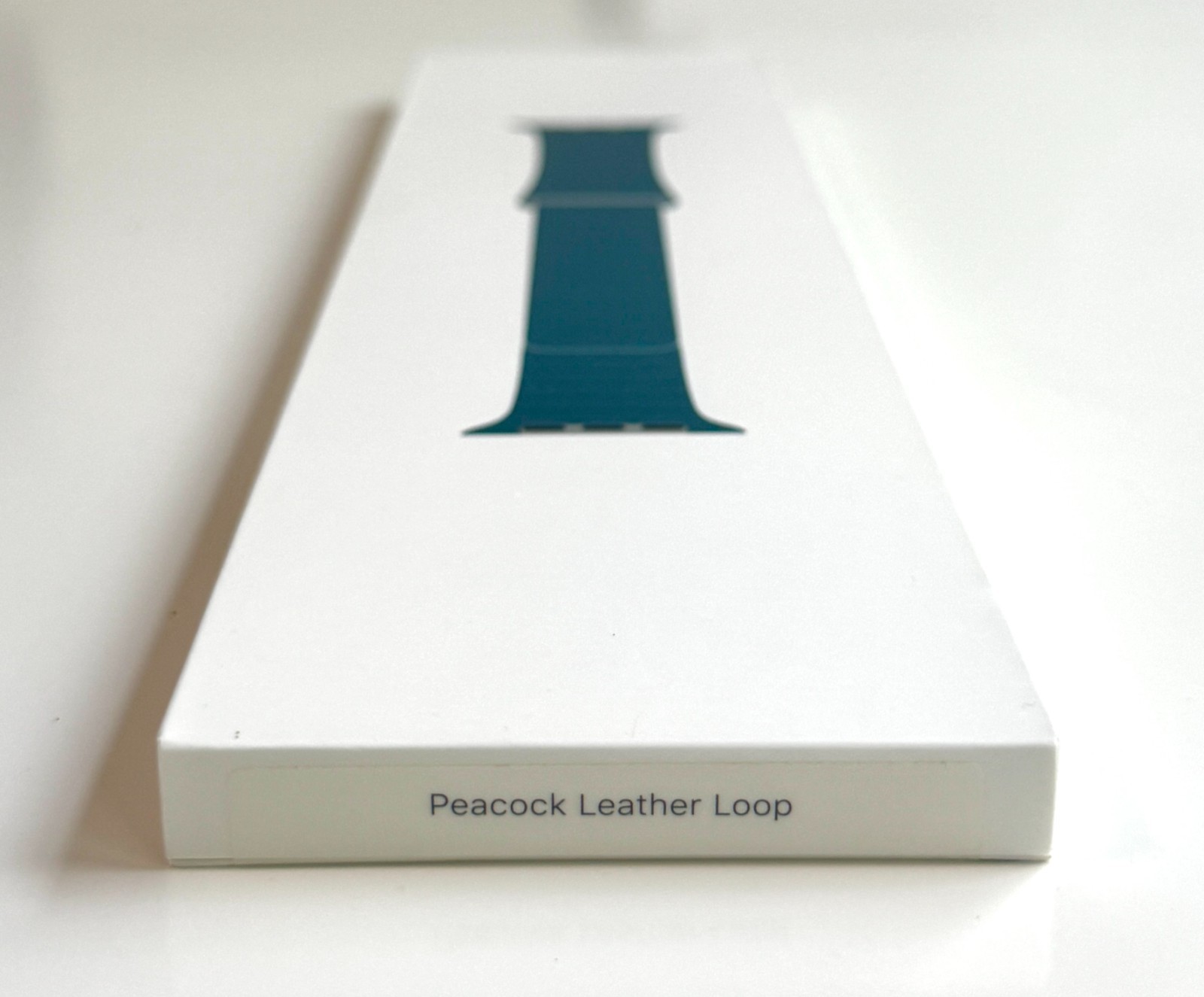 NEW Genuine Apple Brand Peacock Leather Loop Band Fit Watch Size M 44 45 46 49mm