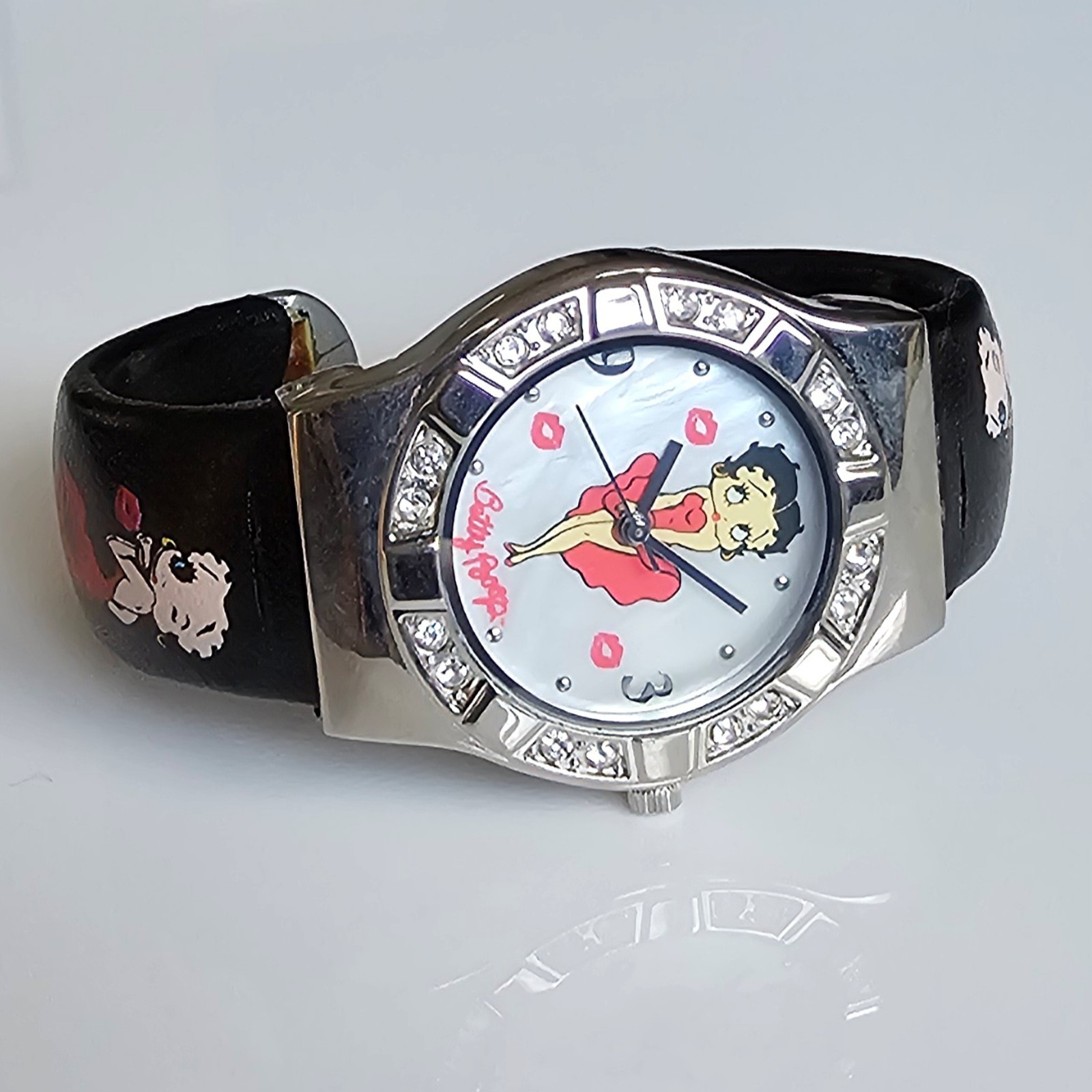 NOS Betty Boop “Marilyn Monroe” Crystal MOP Dial Black Leather Watch New Battery