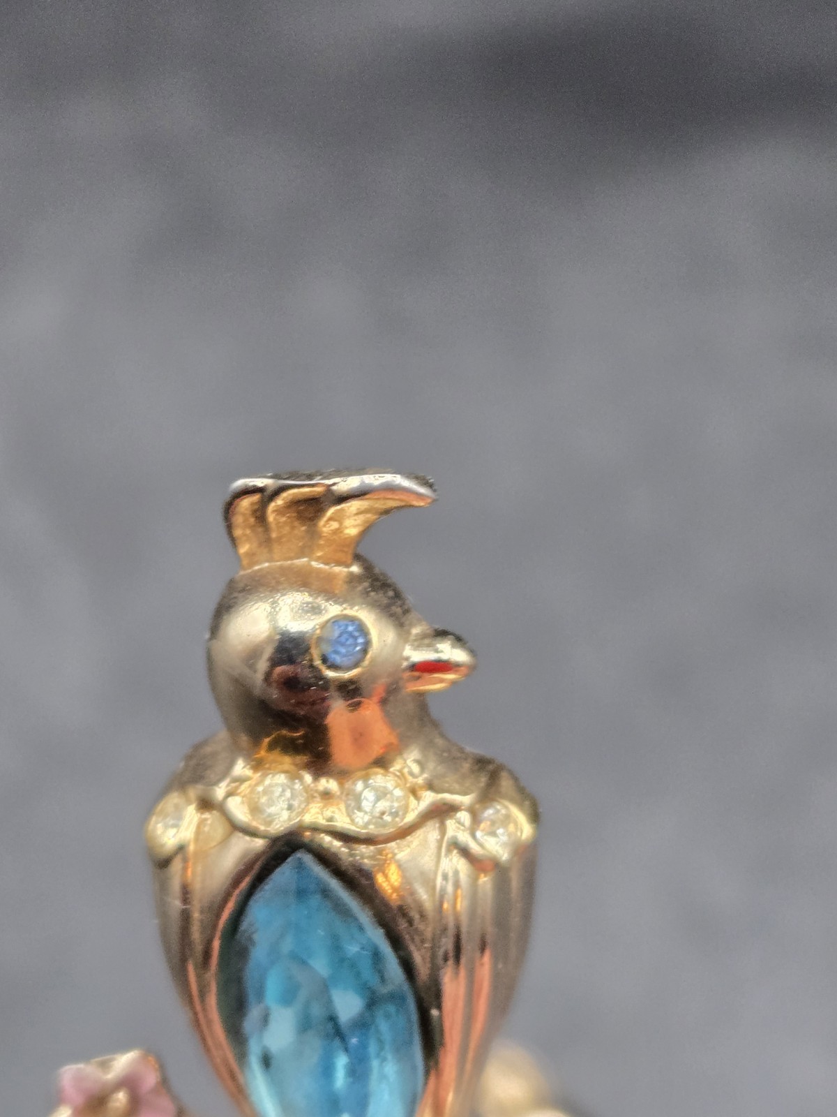 Coro Signed Duette Lovebird Blue Fur Clip Vintage Gold Tone Brooch Pin