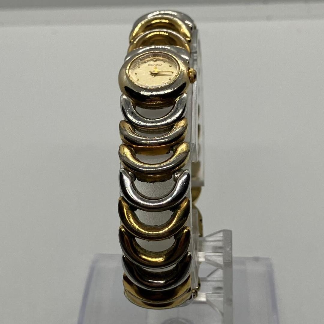 Excellent condition, fully functional Seiko women’s two-tone bangle watch.