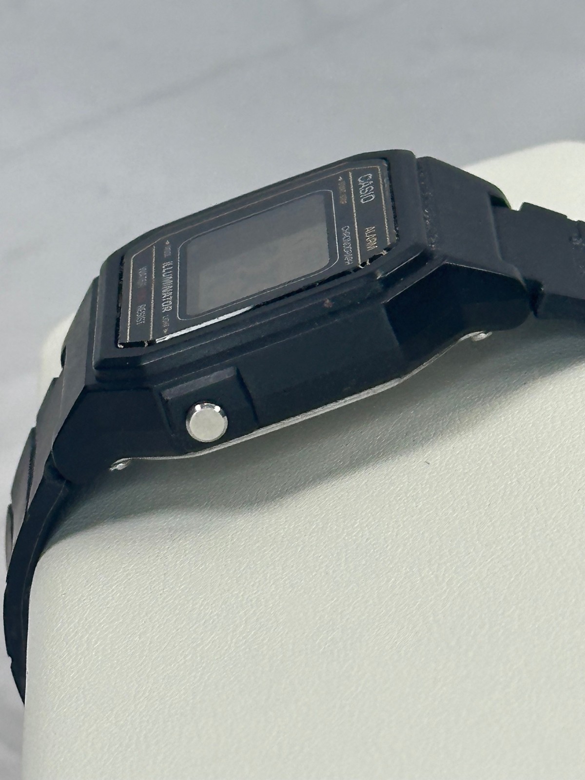 Vintage Mens Casio W217H-9AV Chronograph Watch Black Band Alarm Illuminator