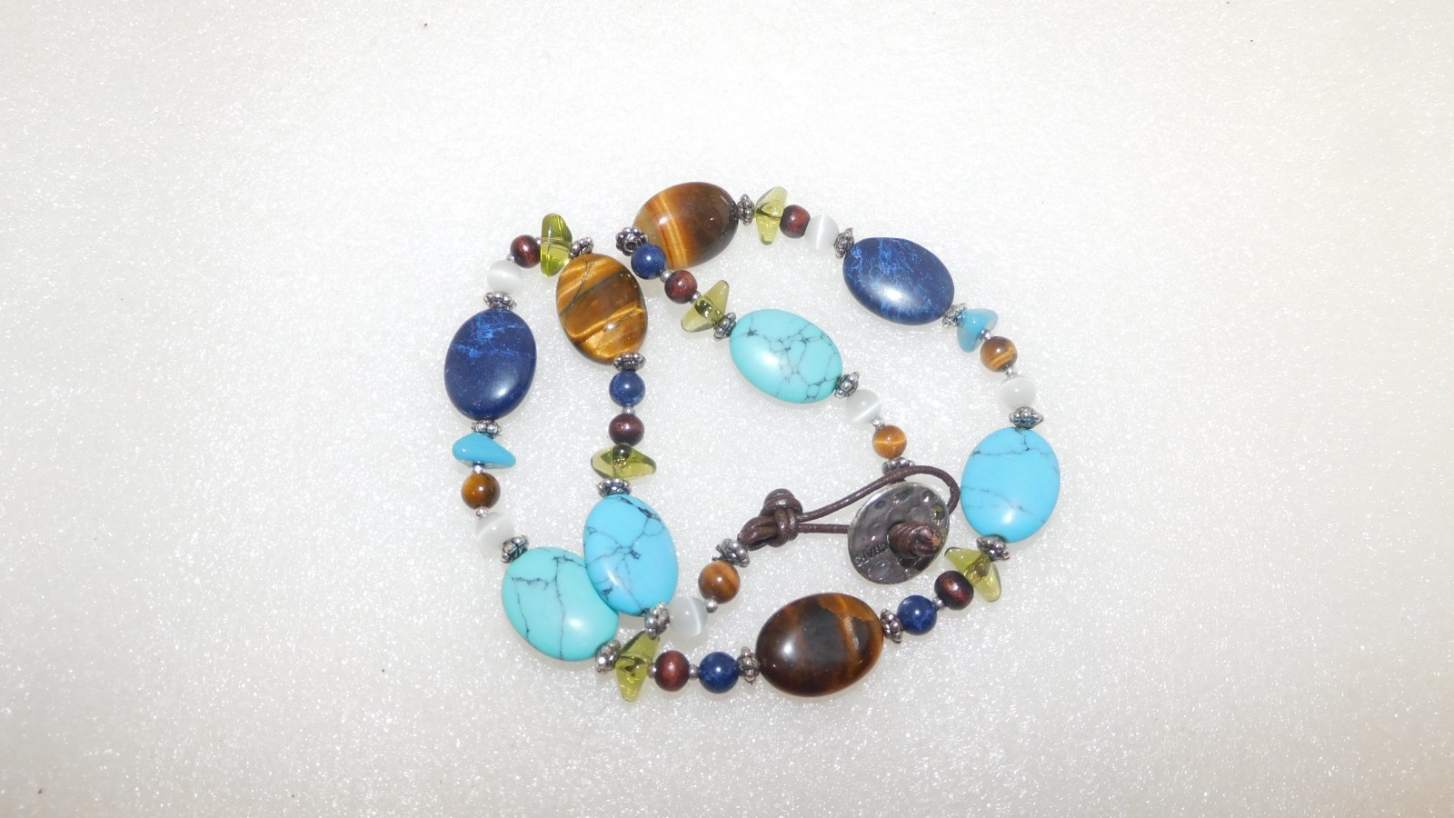 17″ TURQUOISE TIGER EYE STONE & COLORED GLASS BEAD CHOKER BUTTON CLASP NECKLACE