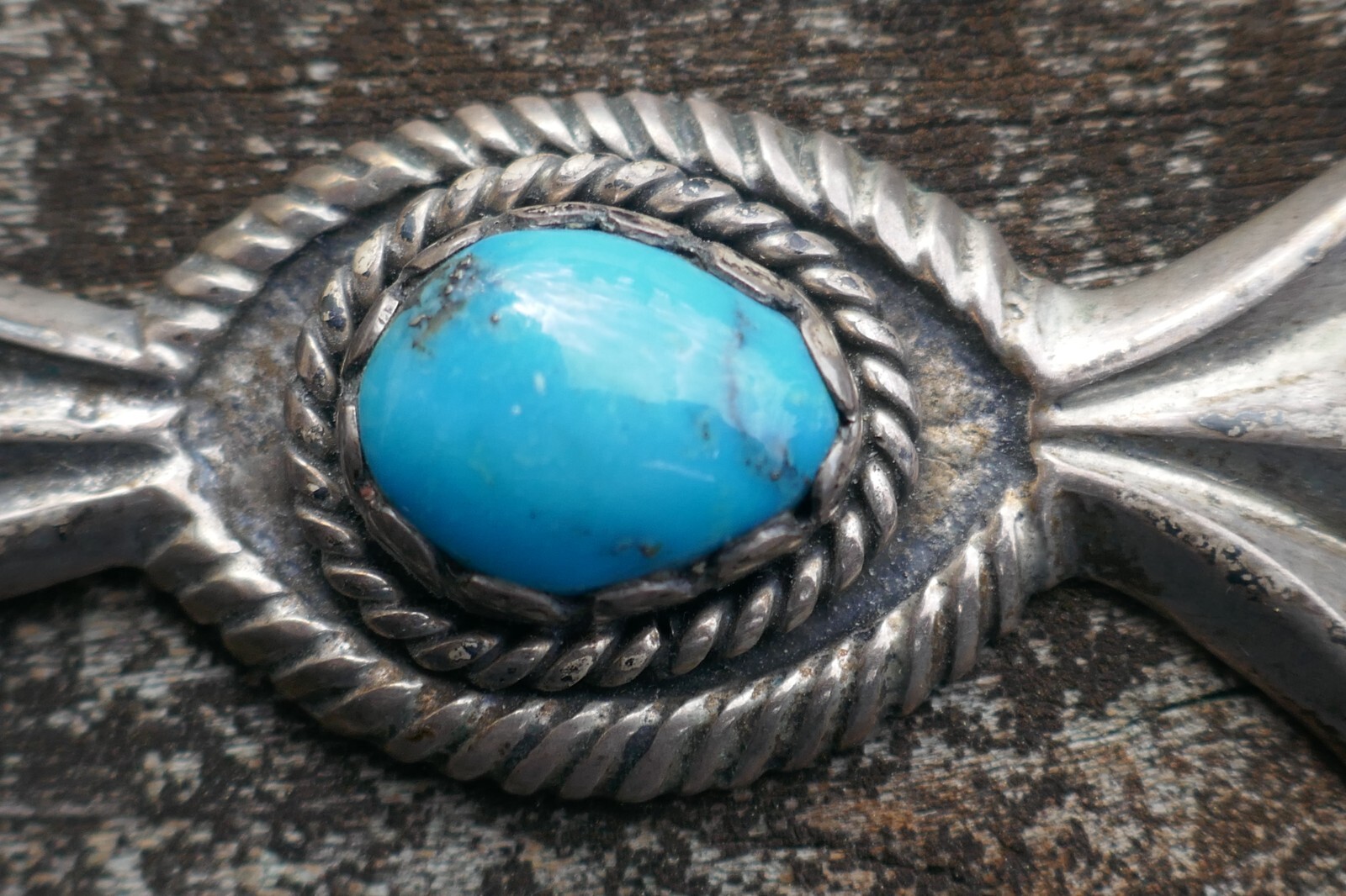 Vintage Navajo Sand Cast Silver & Turquoise Necklace – 18″ / 25.0 Grams
