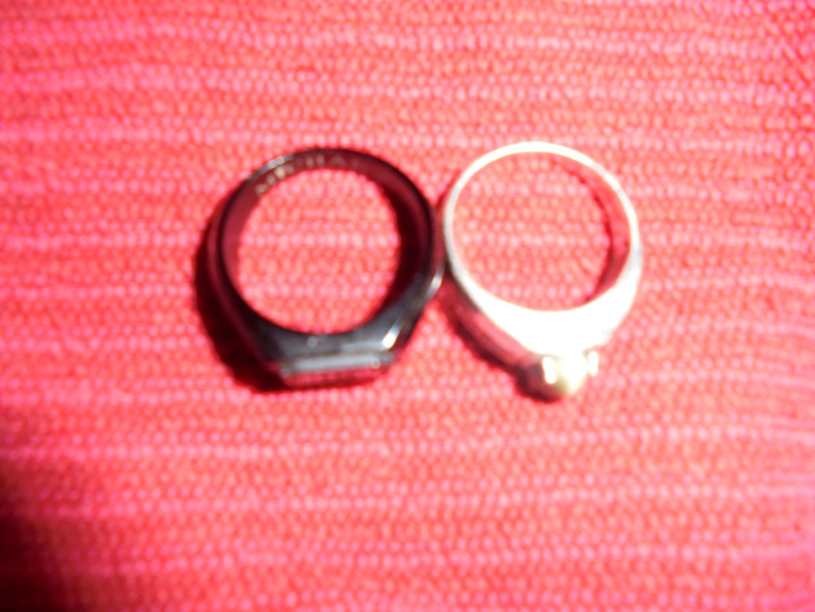 SILVER CATSEYE RING WITH DIAMOND+DIAMOND STEEL RING 2 RINGS .
