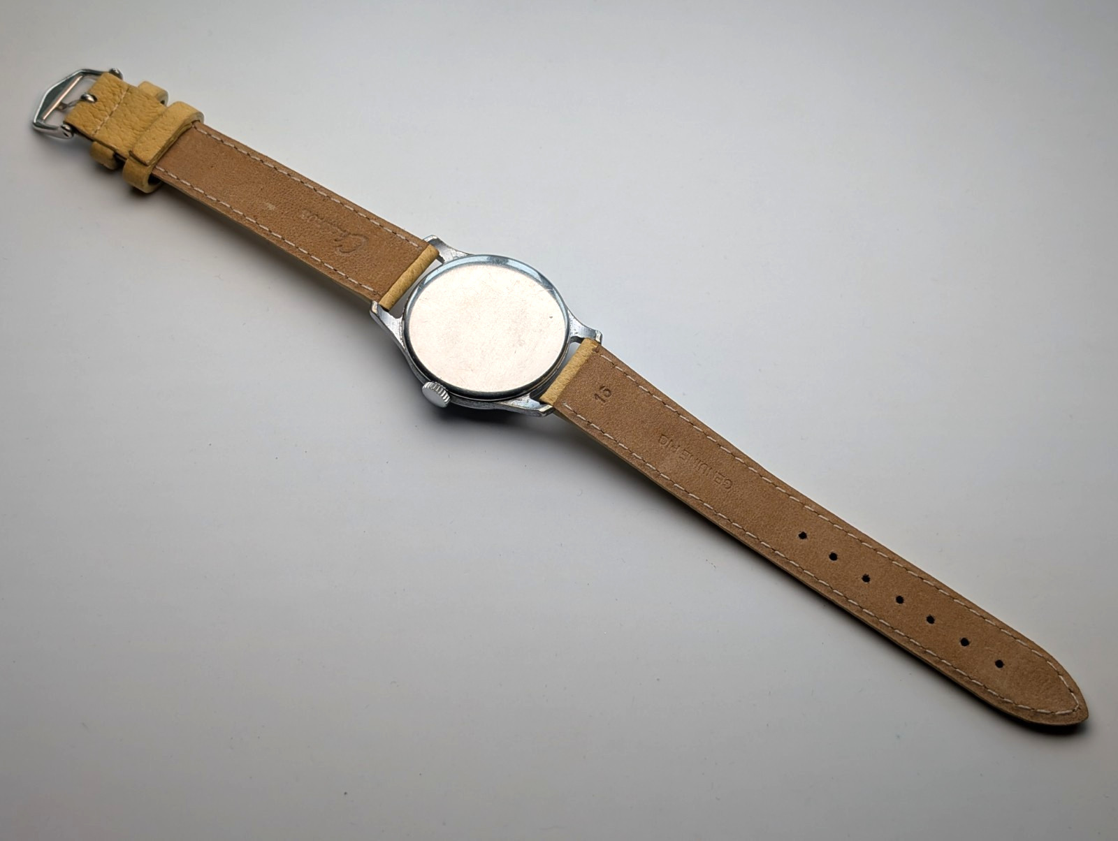 Vintage Pobeda (Победа) Gilt Dial Watch, 15 Jewel PChZ (ПЧЗ) 2602 Movement, 1958