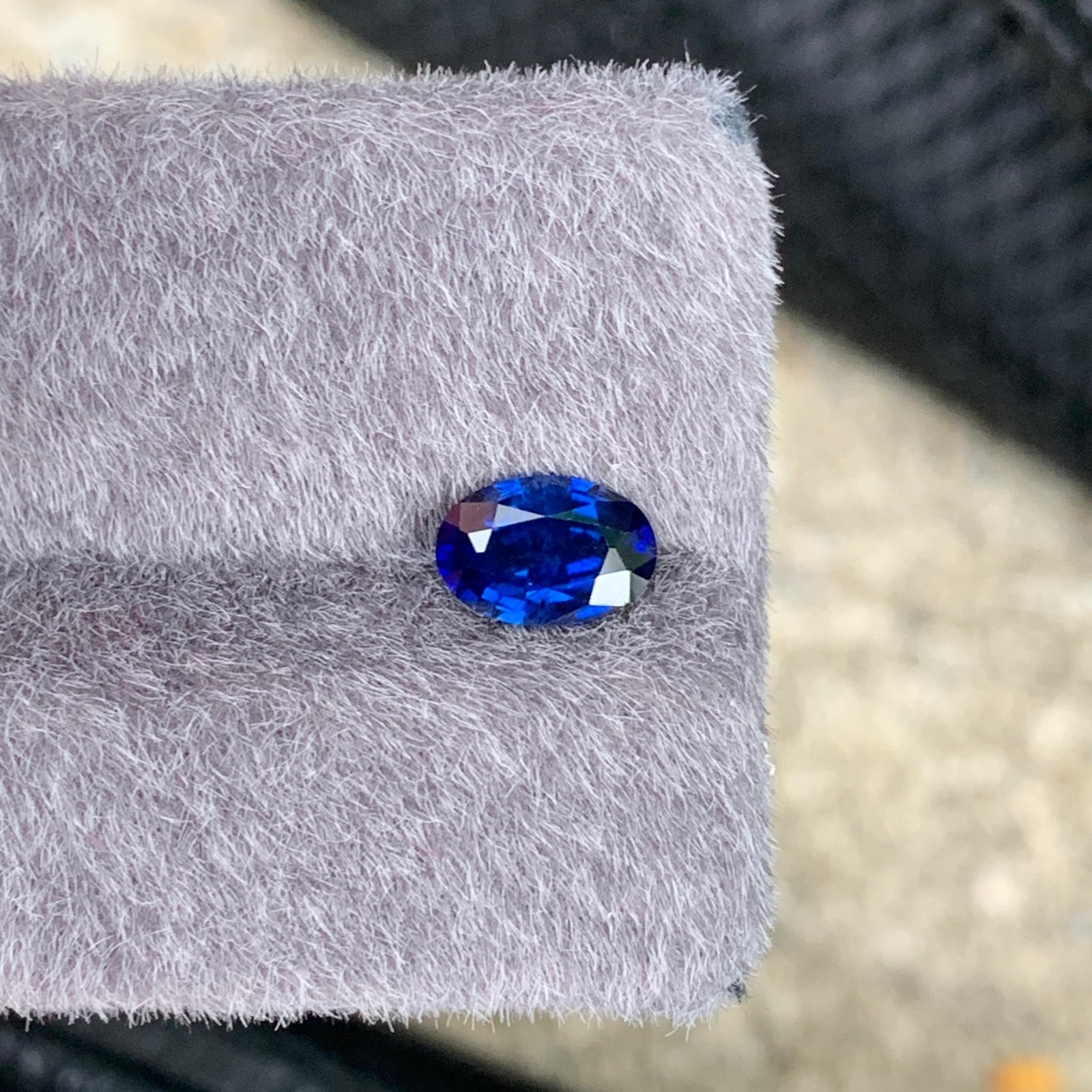 Beautiful Royal Blue 1.20 CTs Natural Sapphire Gemstone.