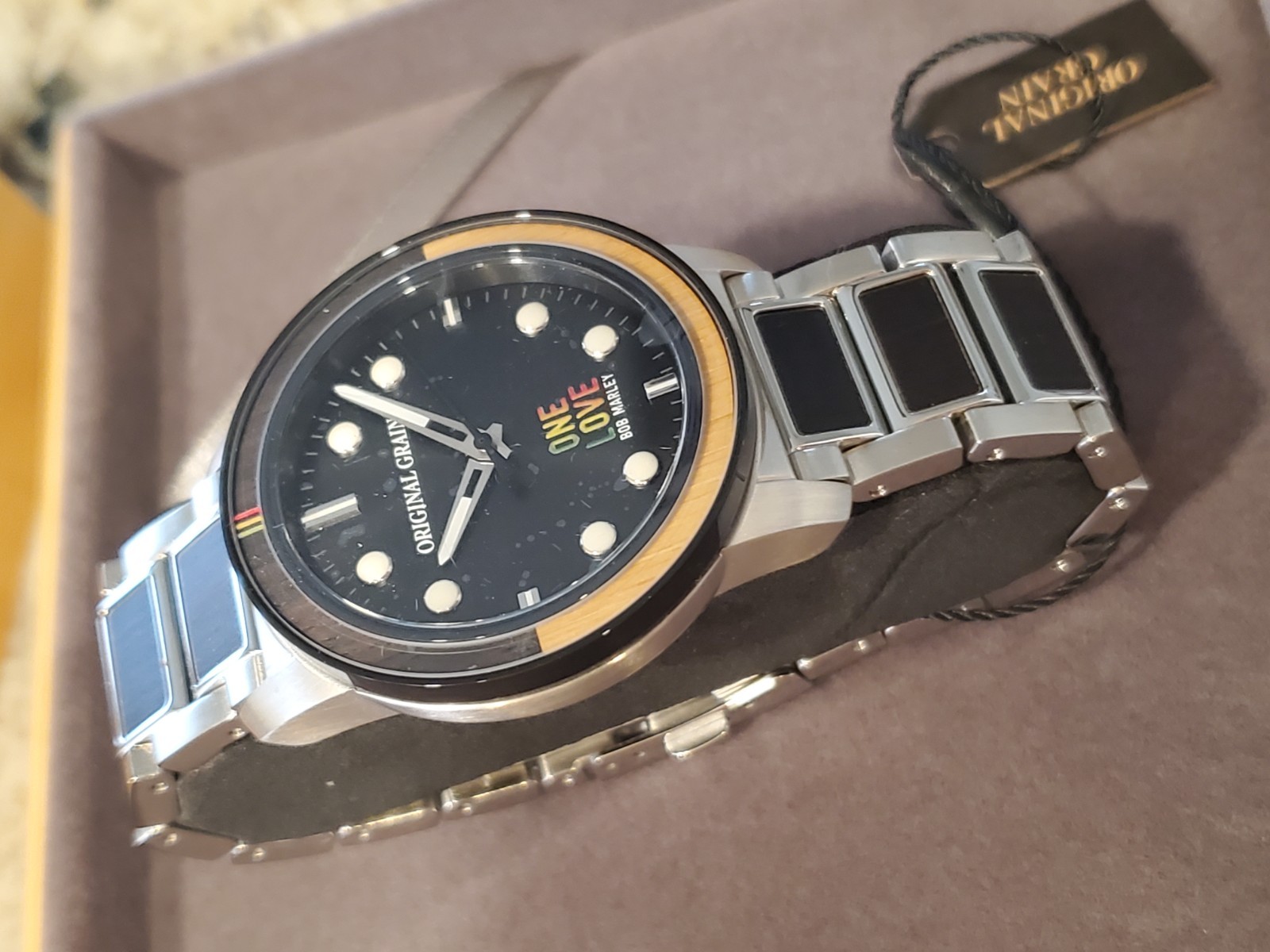 MINT!!! Original Grain “One Love” Ltd. Edition Bob Marley Bamboo 46mm Watch NIB