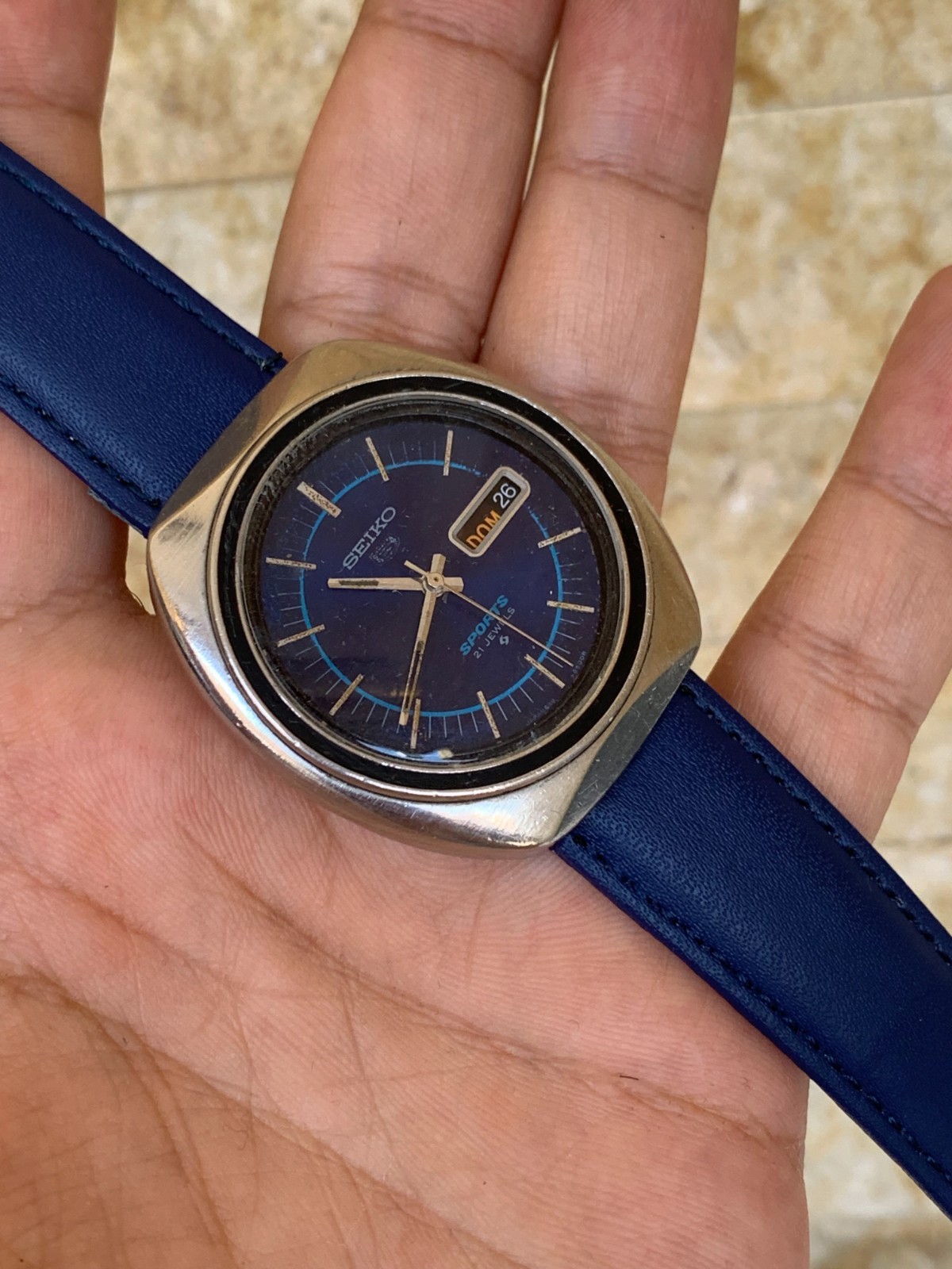 Vintage Seiko 5 Sports 6319-8070 Watch 1970s Blue Dial UFO Automatic 41mm Jumbo