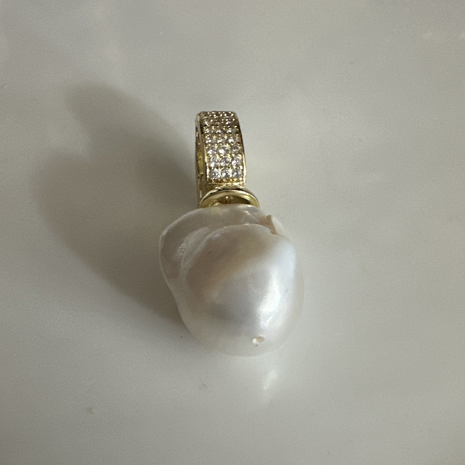 13mm Baroque Pearl Pendant With Simulated Diamond In Gold Tone Setting