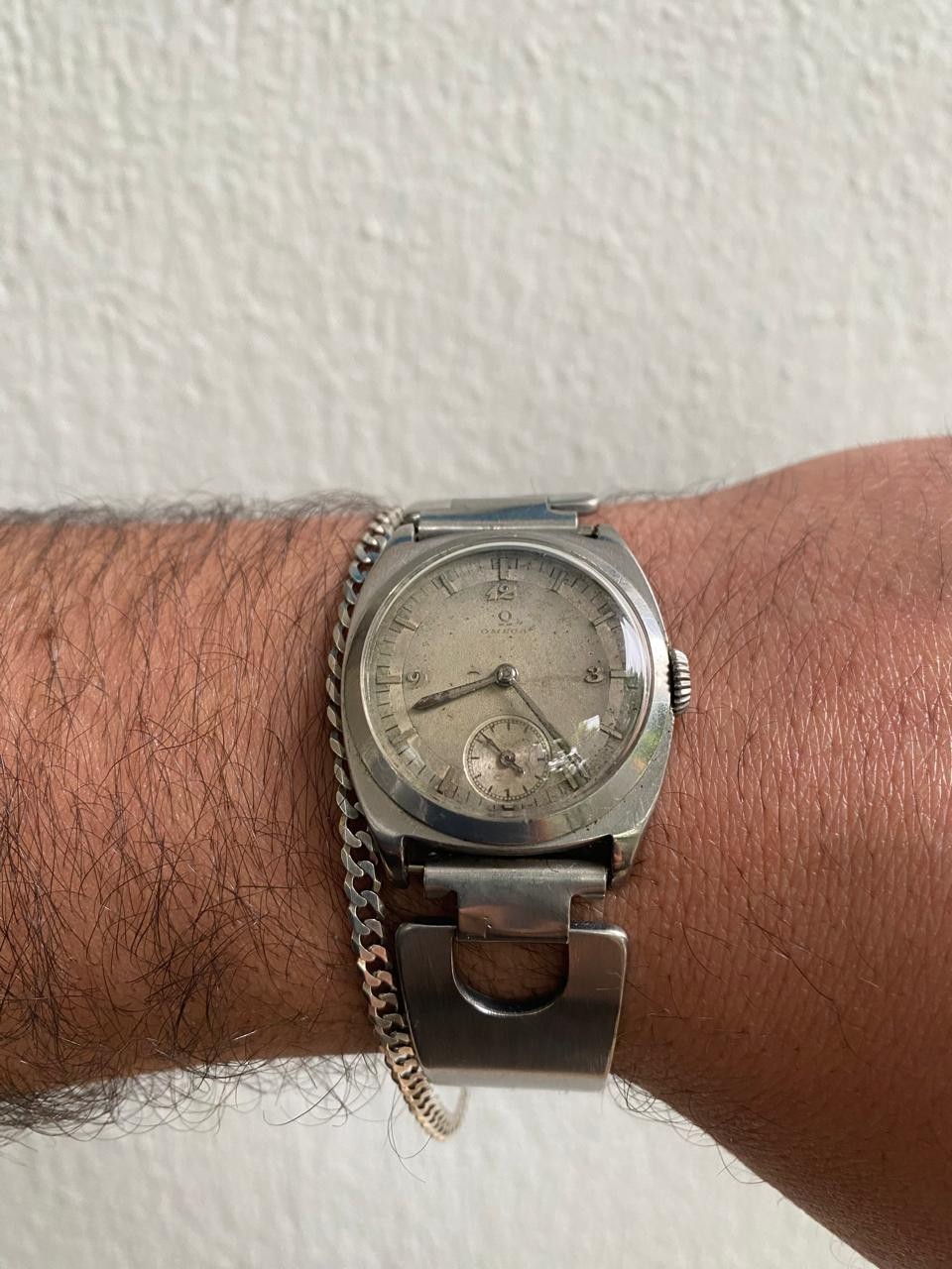 Rare 1930s Men’s Omega 15 Jewels Swiss Made Mechanical Cushion 30mm Watch