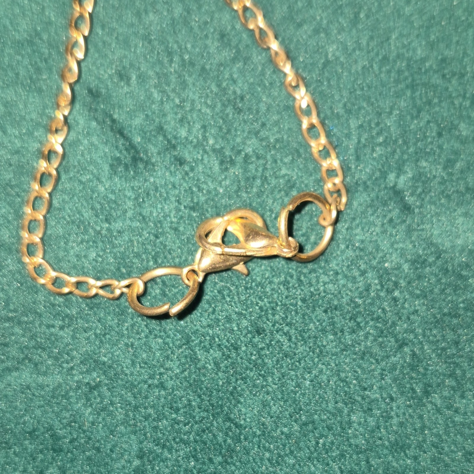 Gold Tone Elephant Charm Pendant Necklace w/ Cable Chain, Lobster Clasp
