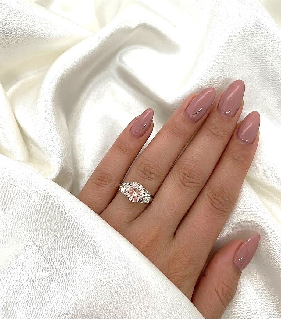 IGI Lab Created Diamond Ring 18k White Gold Fancy Vivid Pink 5.00 Ct Round Cut