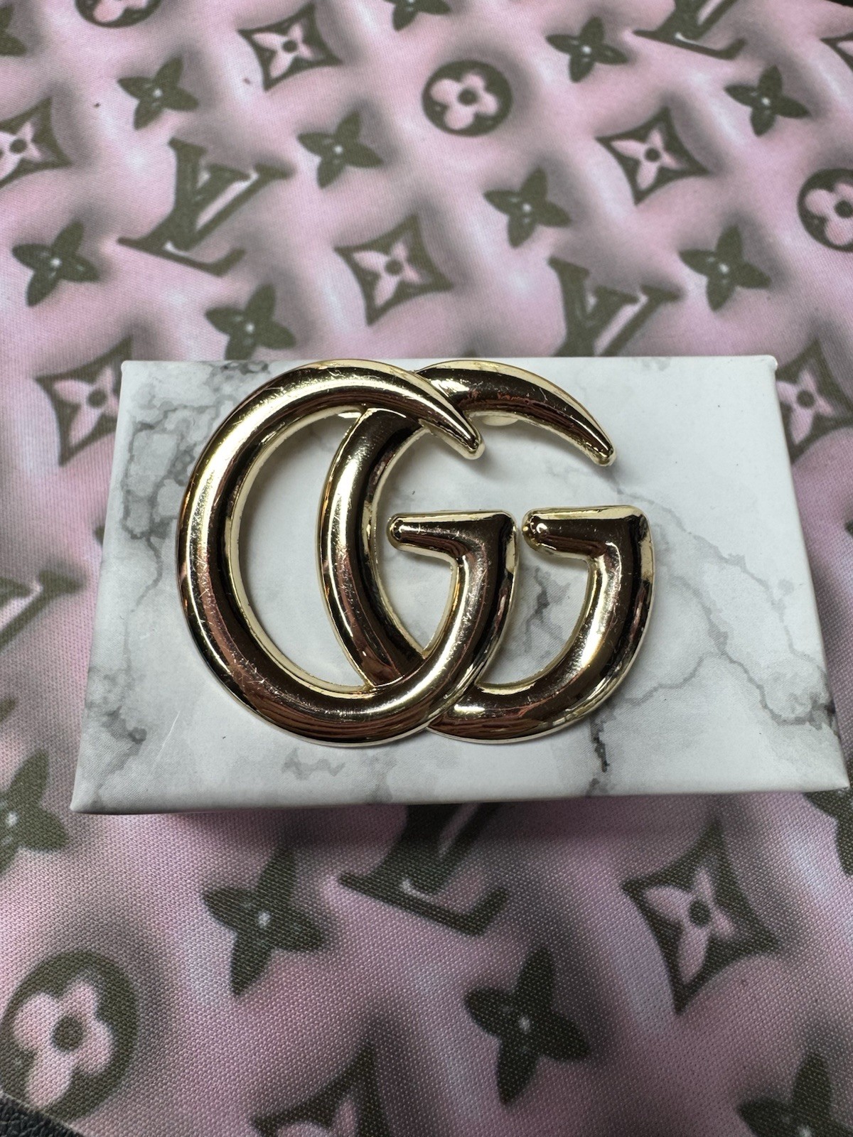 Gold Plated Brooch with Makers Mark Preowned Great Condition See Pictures