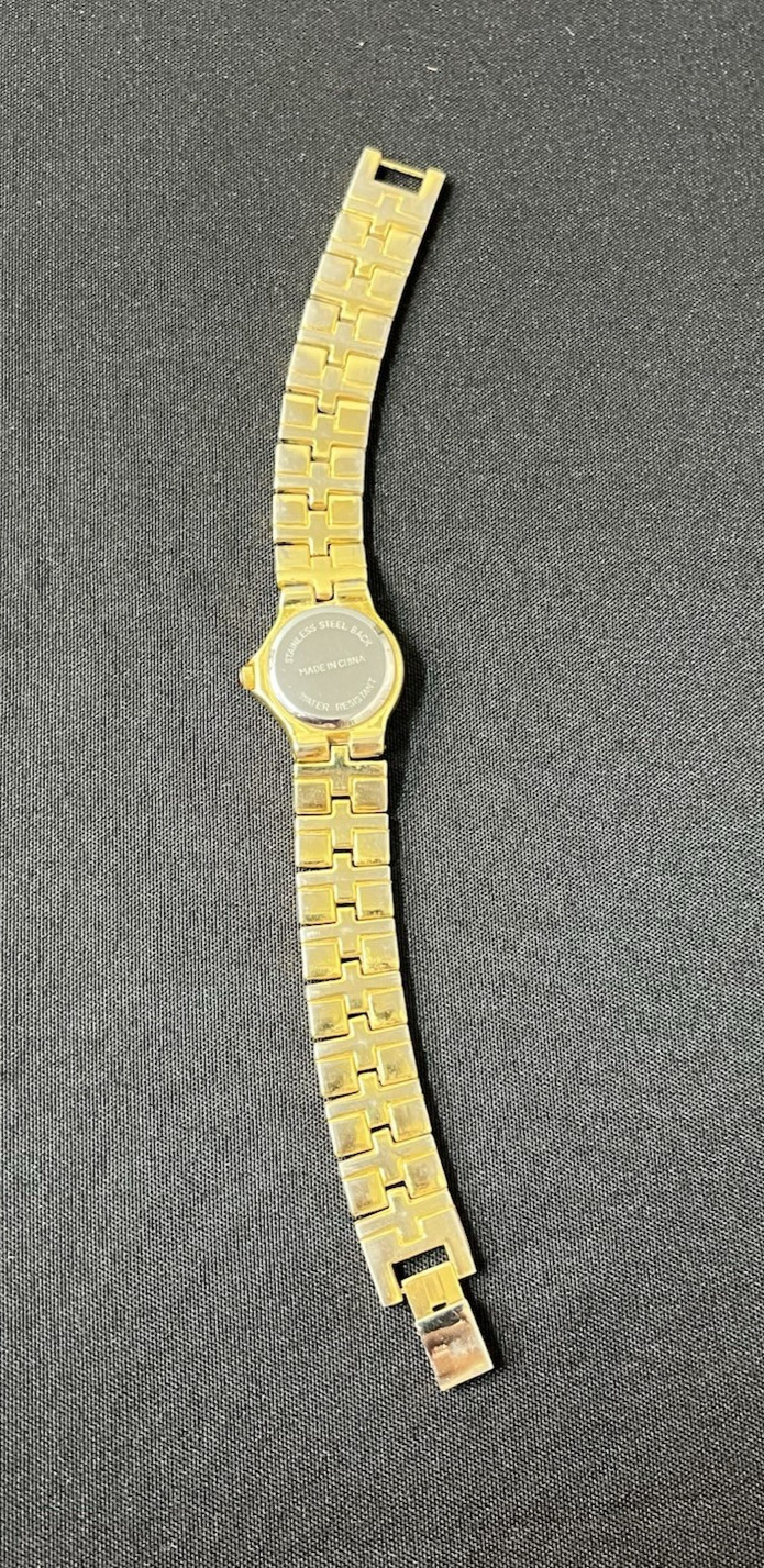 Giorgio Beverly Hills Womens Tank Watch Gold Tone Round