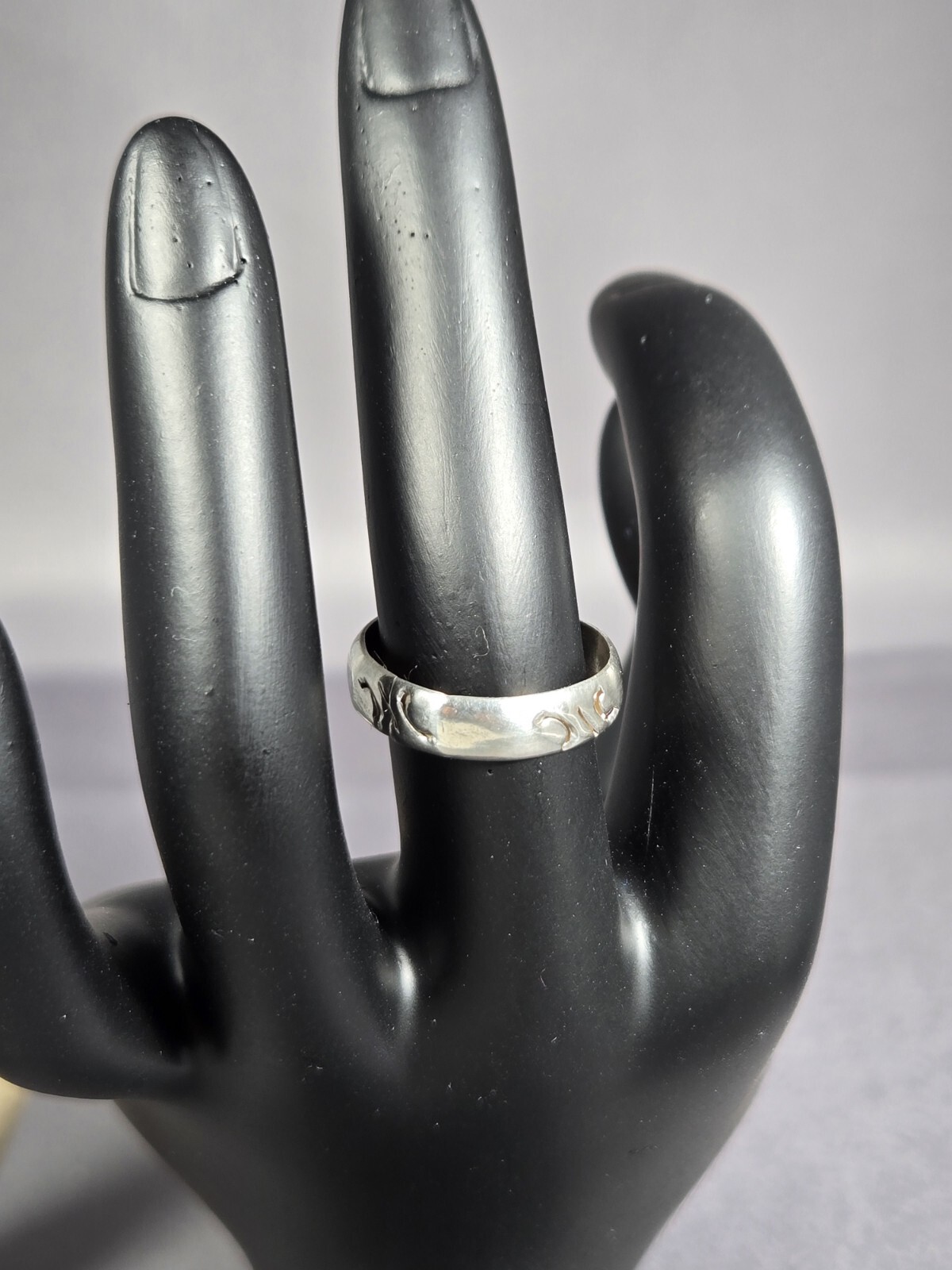 SILVER 925 1.2 Gram Size 6 1/2 Hand Made In Mexico Width 5mm