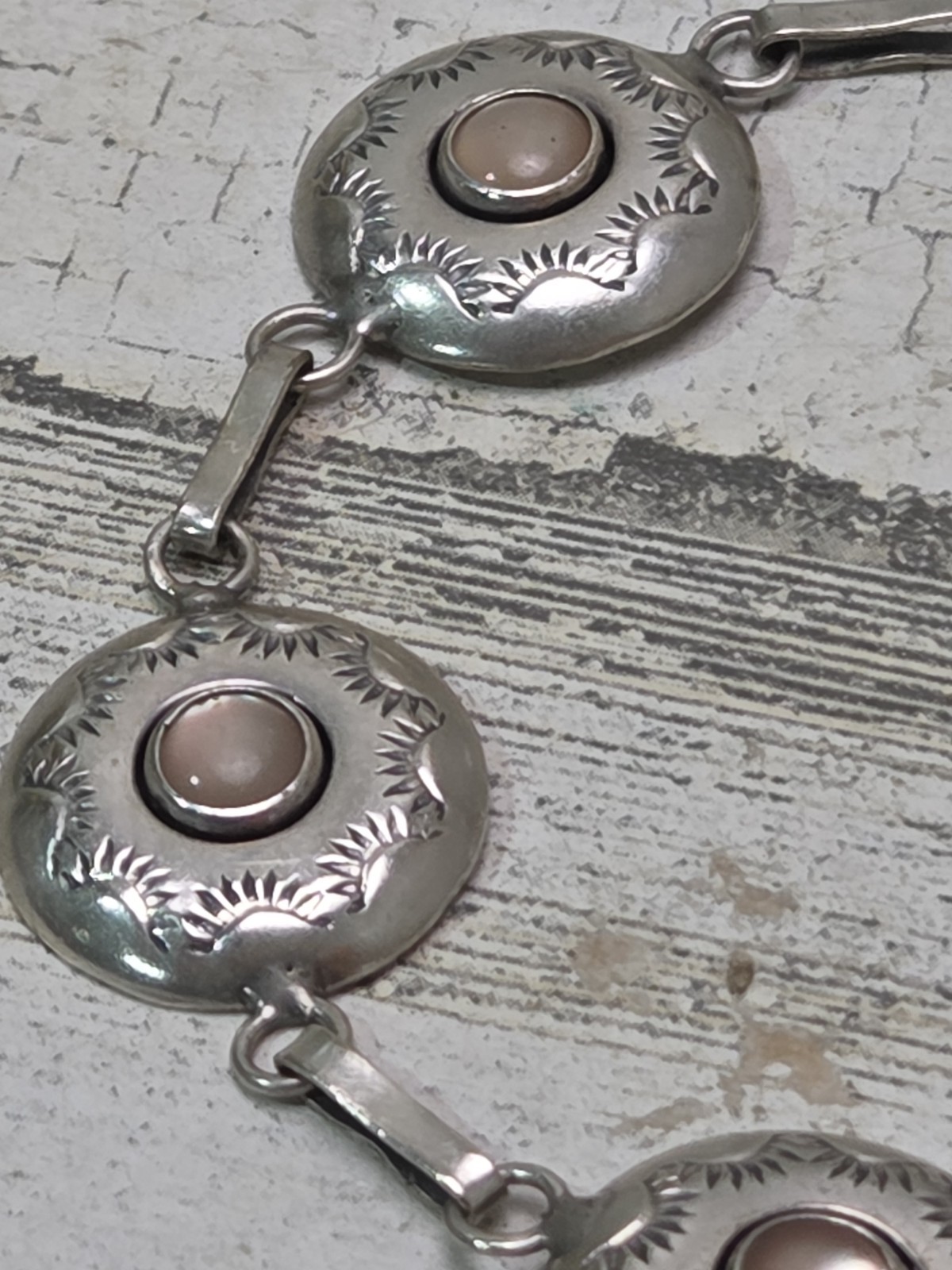 ML Perry Sterling Silver 925 Navajo Braclet 7″ – 8″ Pink Conch Shell Beautiful!