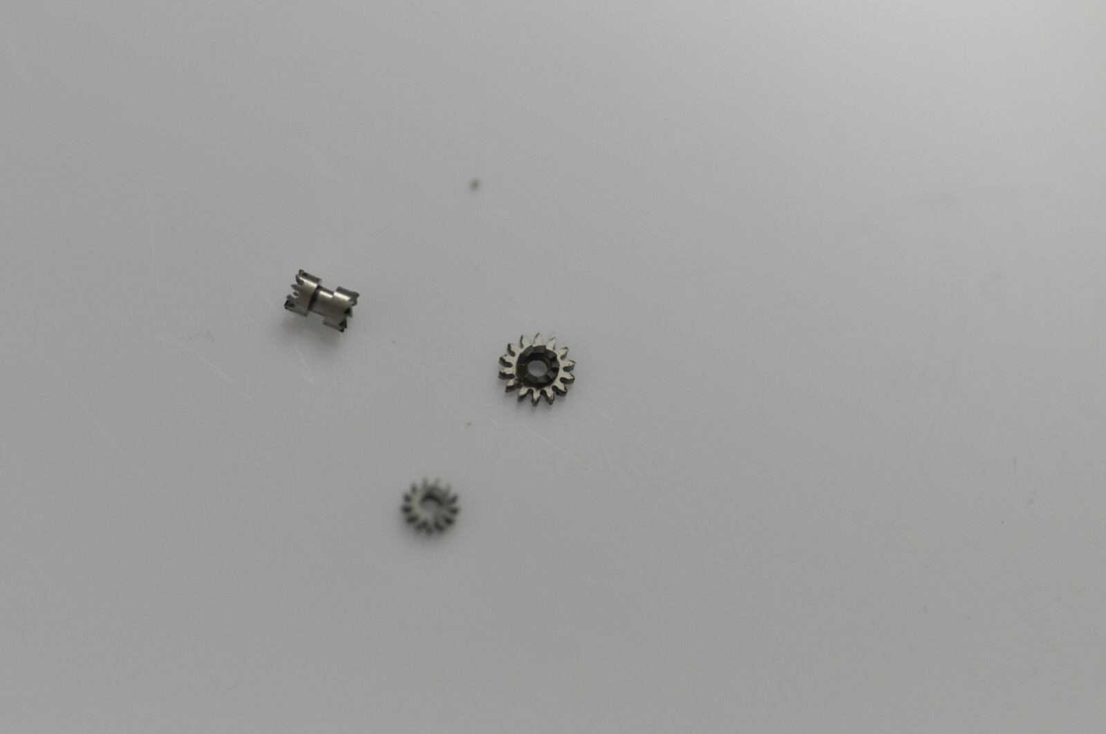 omega watch part movement cal. 550 551 552 563 564 565 750 751 752 parts