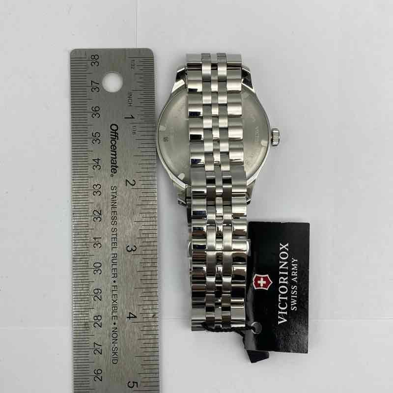 Victorinox Swiss Army 241763 Alliance Blue Dial Men’s Quartz Watch 43.9mm