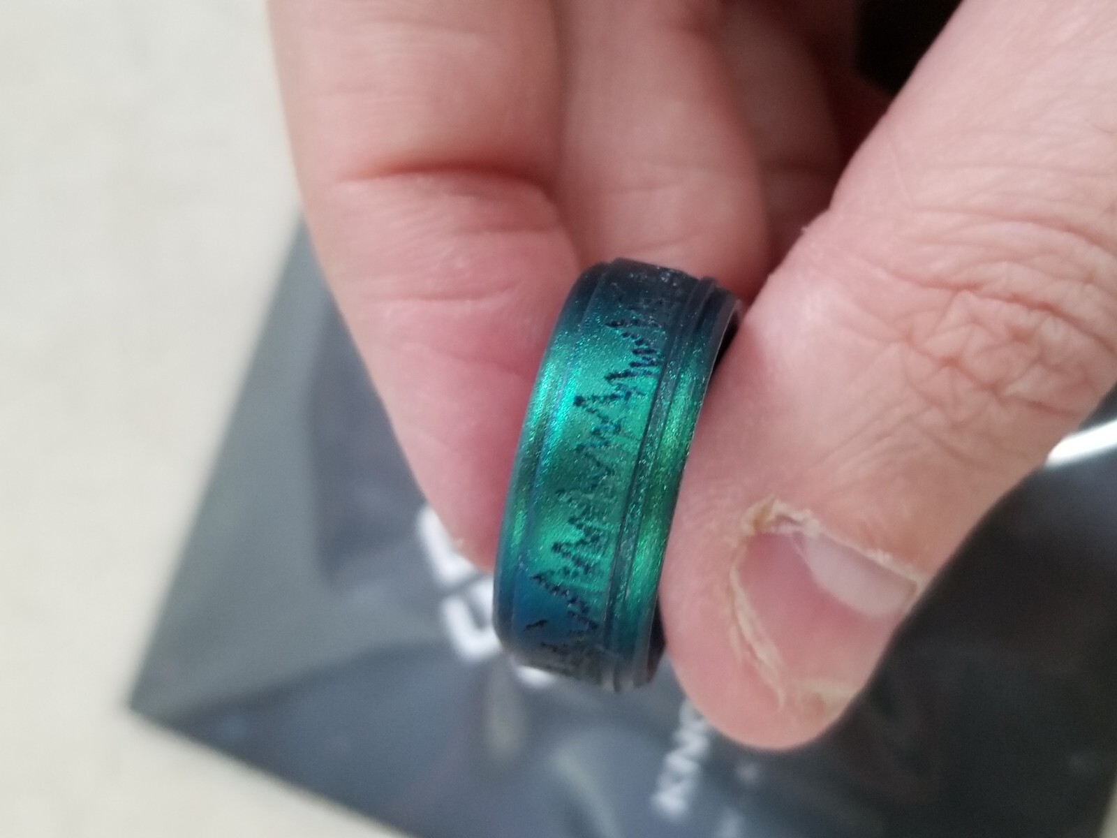 Knot Theory Engraved Silicone Ring – Enchanted Forest Green – Size 12