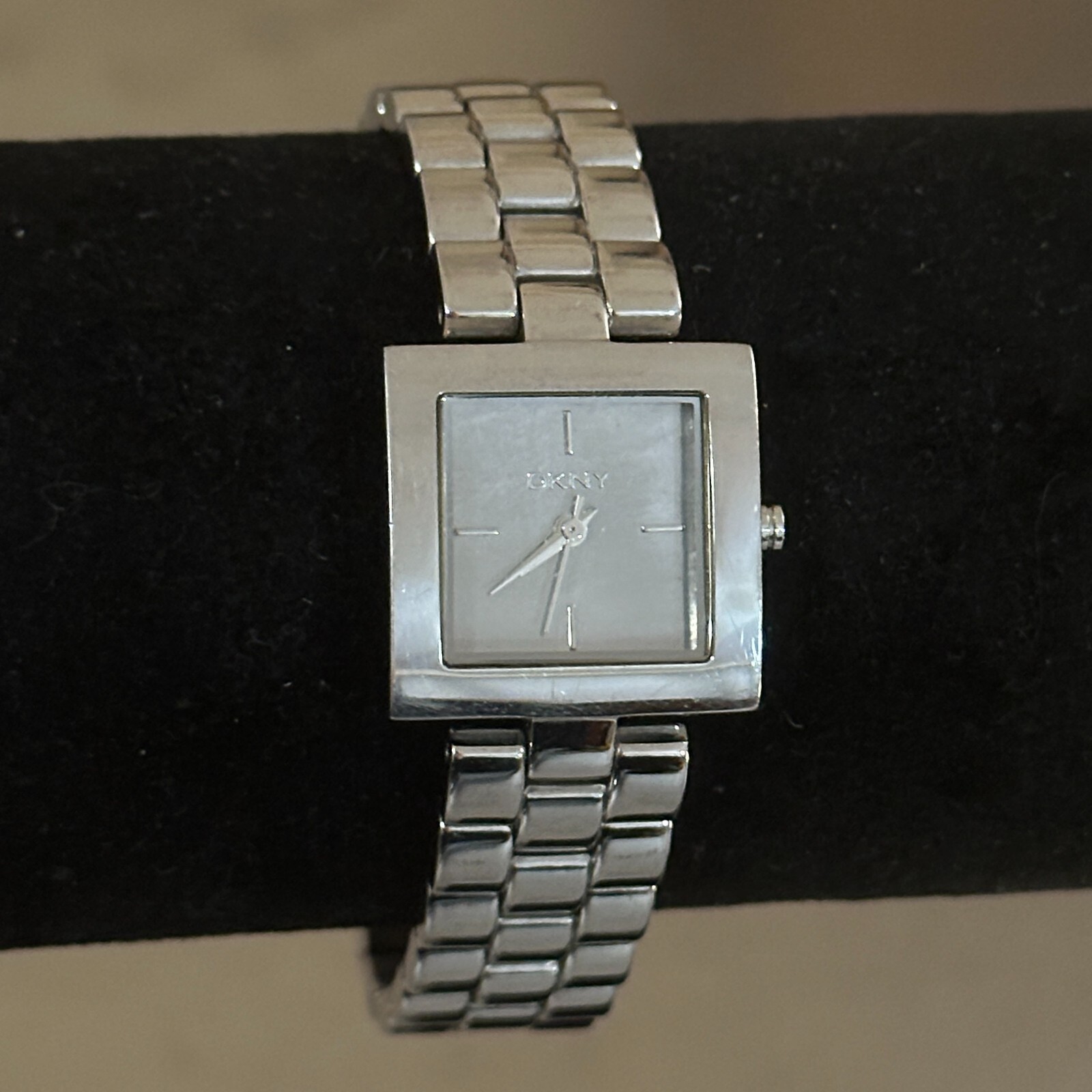 DKNY Watch Women’s Analog Square Silver Tone Quartz Water Resistant 7 inch 22 mm