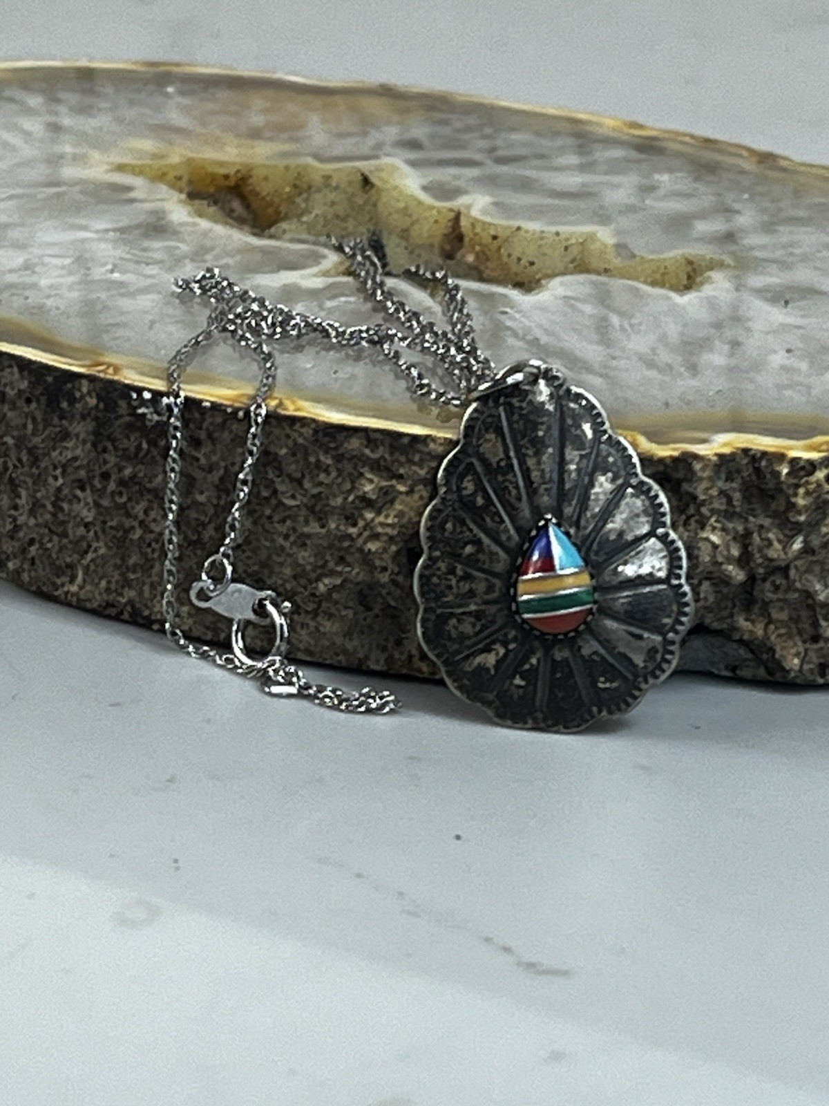 Vintage WM Co Wheeler Mfg Sterling & Multi Color Turquoise Pendant Necklace 18”
