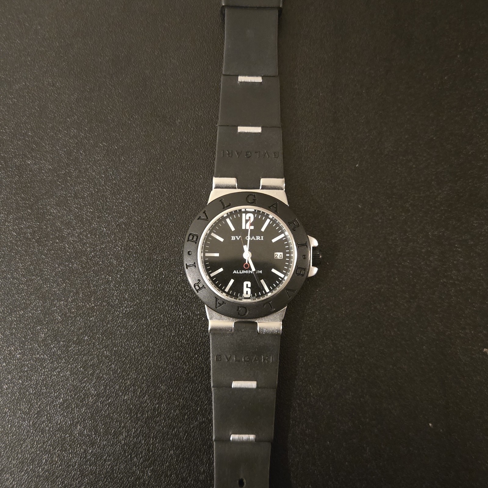 Bulgari Aluminium Al38a L3276 Men’s Watch 34mm black dial, white baton numerals