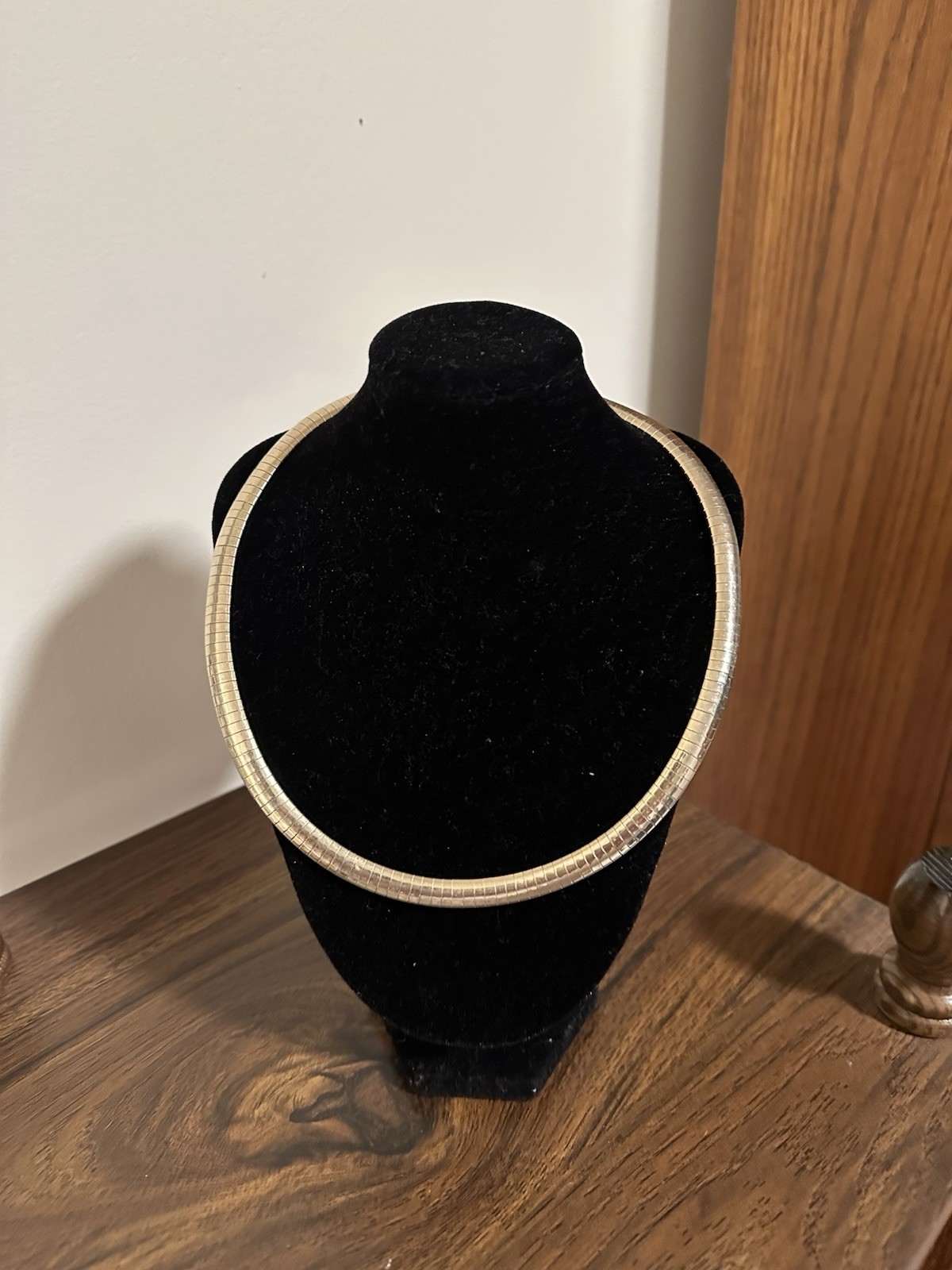 Goldtone OMEGA Necklace 18 Inches Long 1/4 Inch Wide Great Condition Vintage 80s