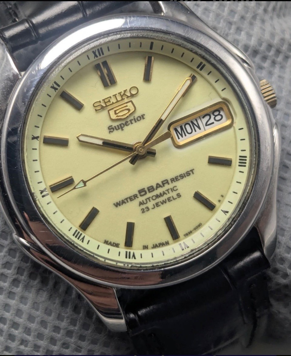 Boxed Seiko 5 Superior 7S36-0030 Luminous Dial very nice. Returns accepted